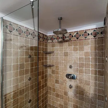 Sun Luxury With Swimming Pool - Апартаменты Блевио