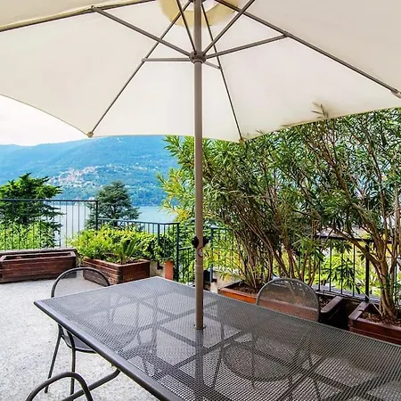 Sun Luxury With Swimming Pool - Апартаменты *